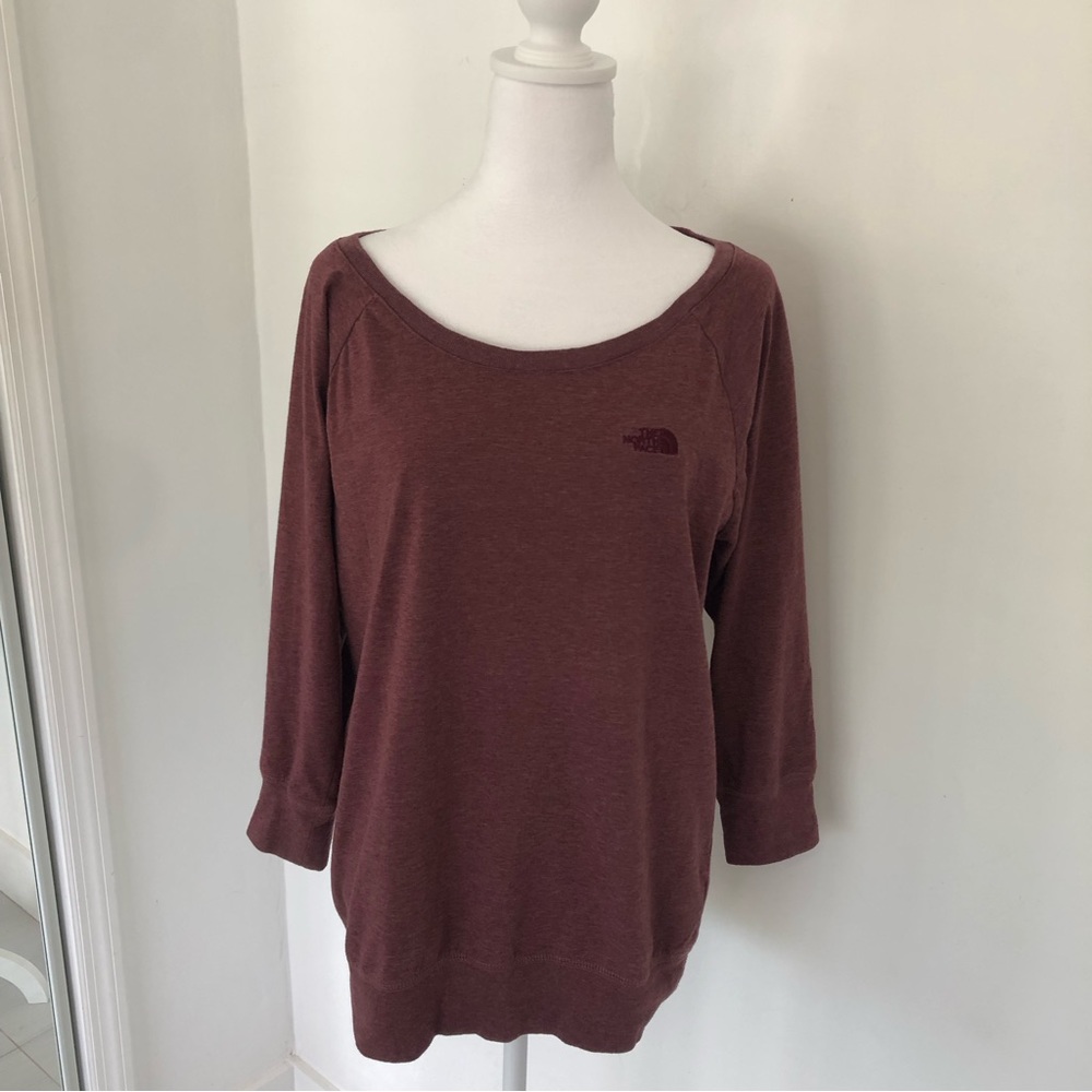 THE NORTH FACE Classic Fit Women’s Heathered Maroon Boat Neck 3/4 Sleeve Tee L/G